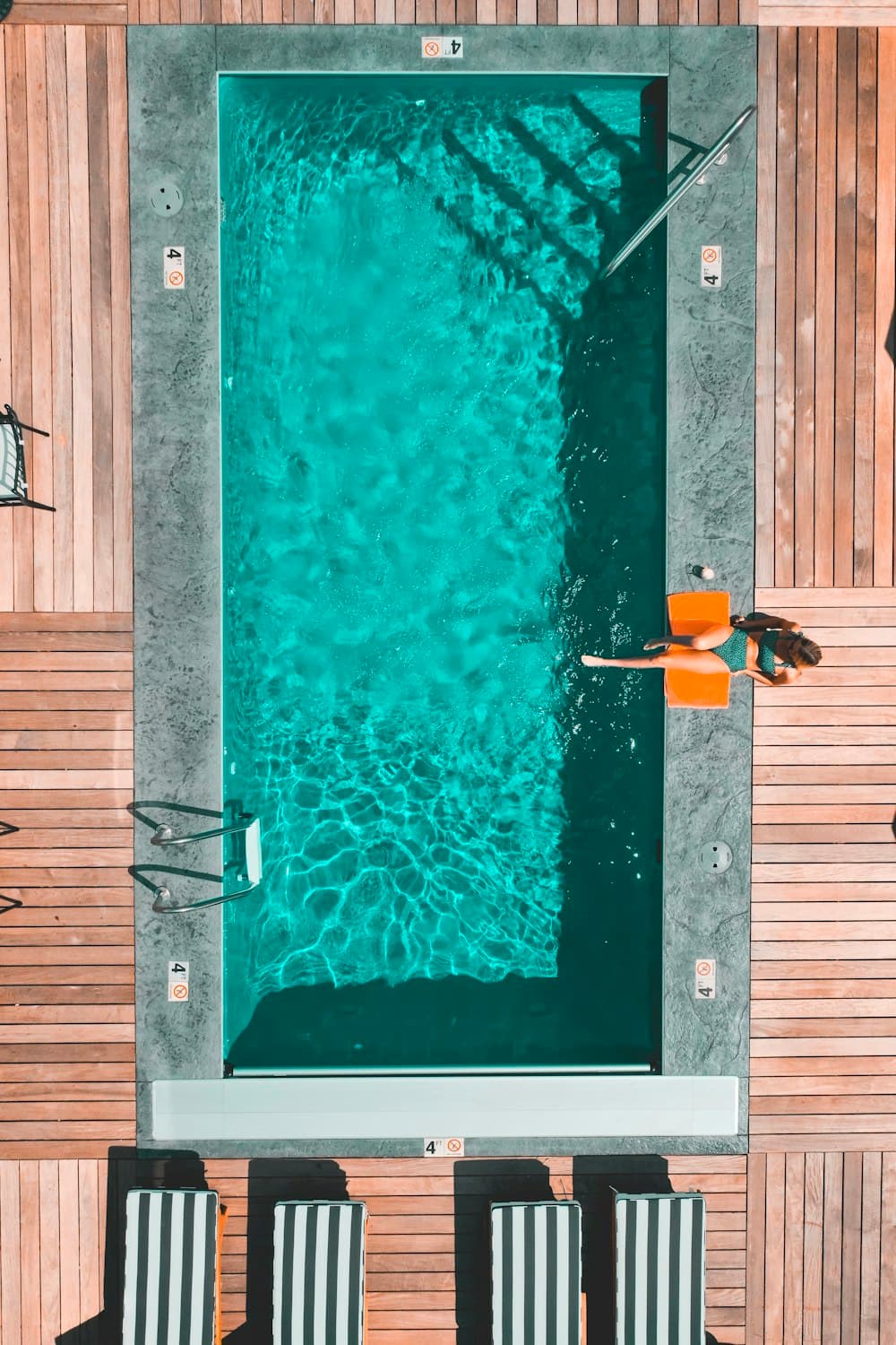 Timber Deck Plunge